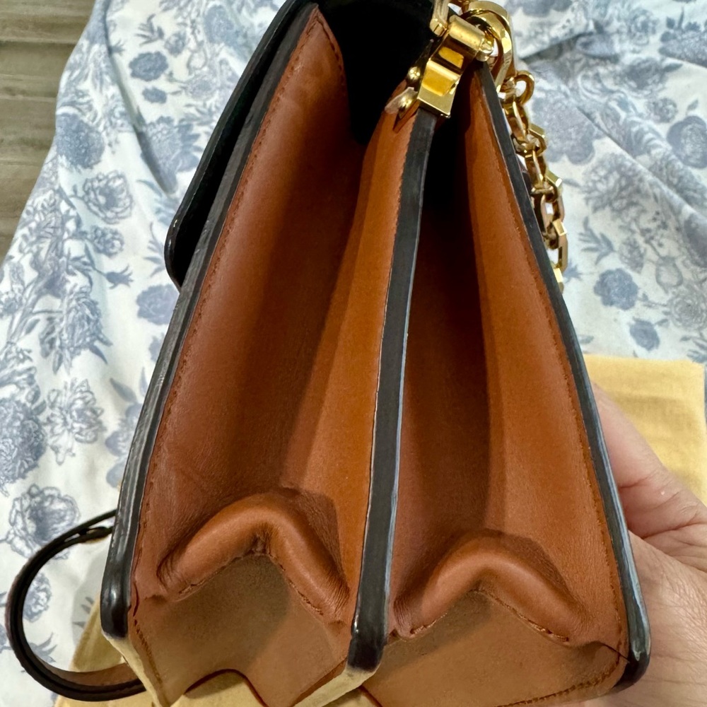 Louis Vuitton Tan and Brown Monogram Crossbody Bag - Picture 6 of 10